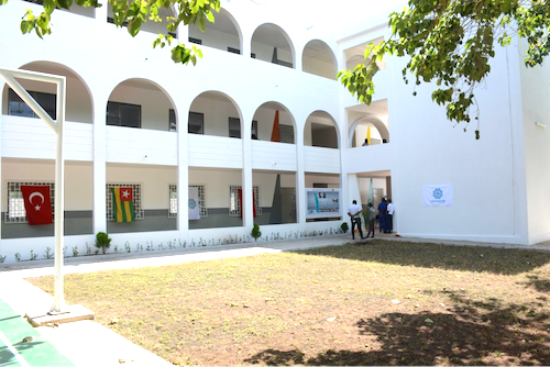 Vue partielle des salles de l'Ecole internationale Maarif internationale de Lomé