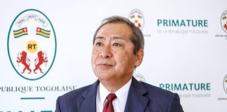 Togo le diplomate japonais Hideaki Kuramitsu en fin de mission