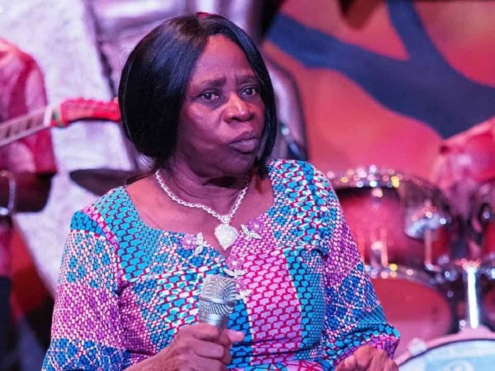 Monia Tchangai, artiste togolaise de la chanson Monia Tchangai, artiste togolaise de la chanson