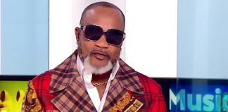 Koffi Olomidé en concert à Lomé Koffi Olomidé, artiste chanteur congolais