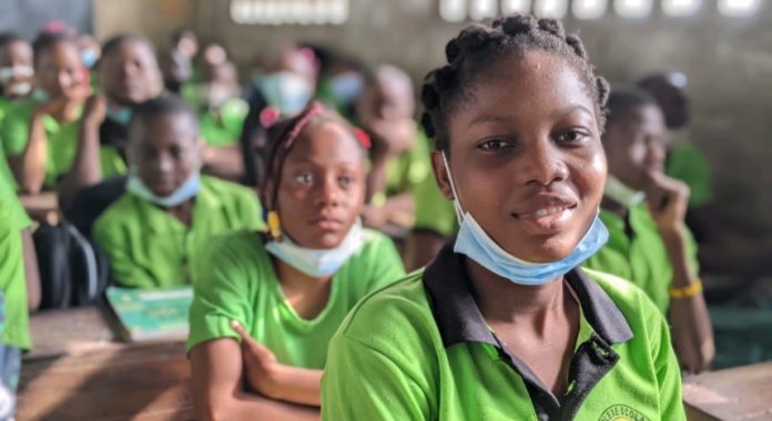 Des élèves de l’école Village planétaire sensibilisés par MenEngage Togo - Lomé, 18/02/2022 Des élèves de l’école Village planétaire sensibilisés par MenEngage Togo - Lomé, 18/02/2022