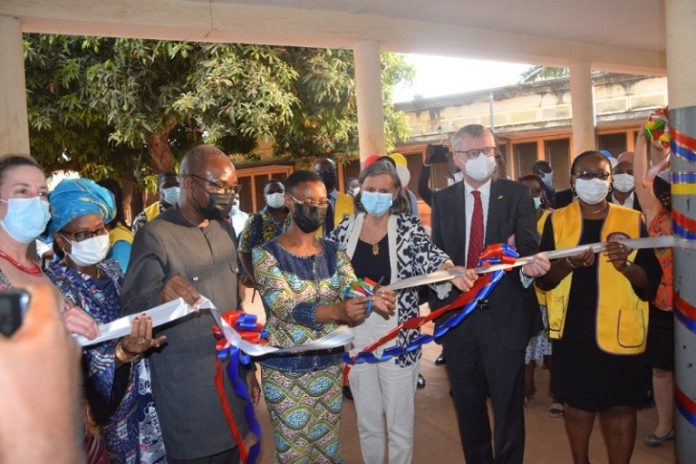 Inauguration du centre de traitement du cancer infantile au CHU Sylvanus Olympio Inauguration du centre de traitement du cancer infantile au CHU Sylvanus Olympio