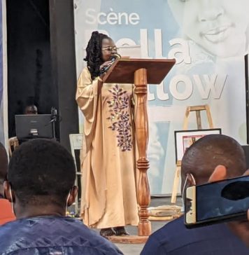 Prof Germaine Kouméalo Anaté, lors de l’ouverture de la soirée littéraire sur la scène Bella Bello