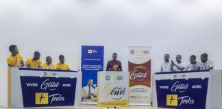 Les étudiants de l'UL en jaune