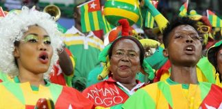 Des supporters des Eperviers du Togo