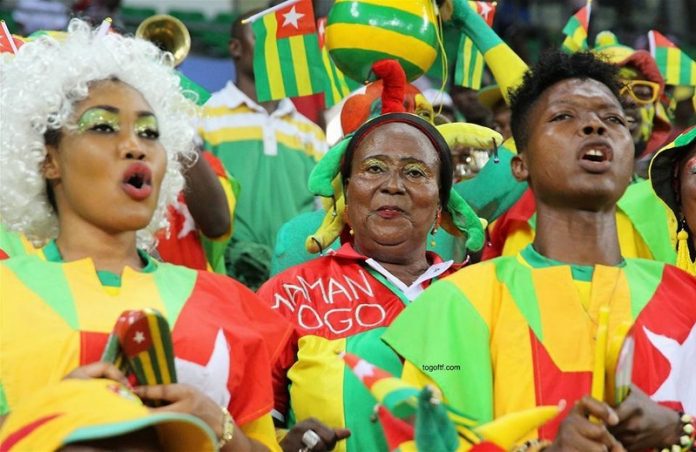 Des supporters des Eperviers du Togo Des supporters des Eperviers du Togo