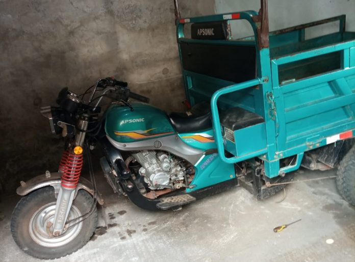 Un tricycle volé, retrouvé dans une maison à Lomé