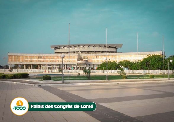 Le palais des congrès de Lomé Le palais des congrès de Lomé