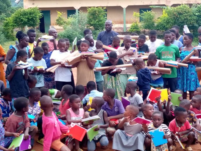 fournitures scolaires fournitures scolaires